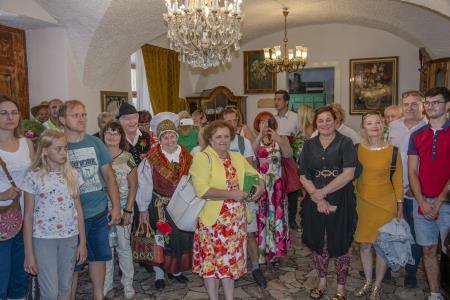 ODPRTJE GRADU DVOR (48)